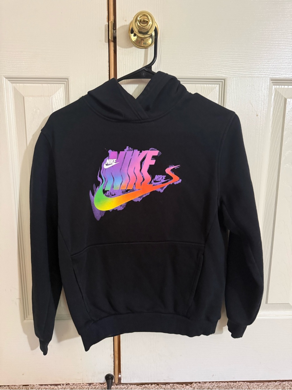 Nike Kids Youth Large Black Rainbow Logo Hoodie